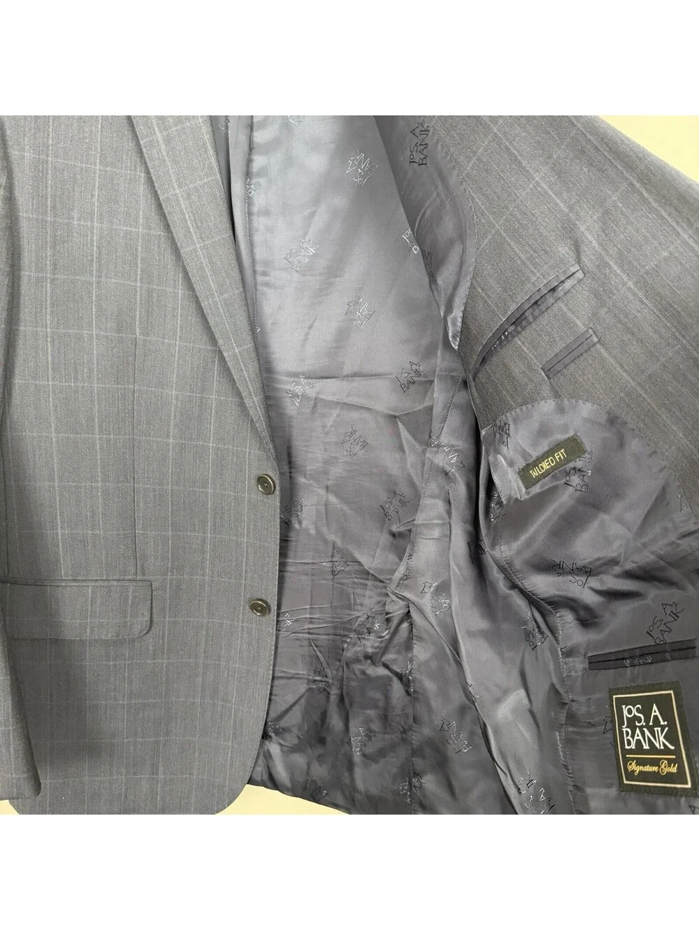 Jos A Bank Signature Gold Suit Men’s 44L 38W Grey Windowpane Plaid Wool Tailored